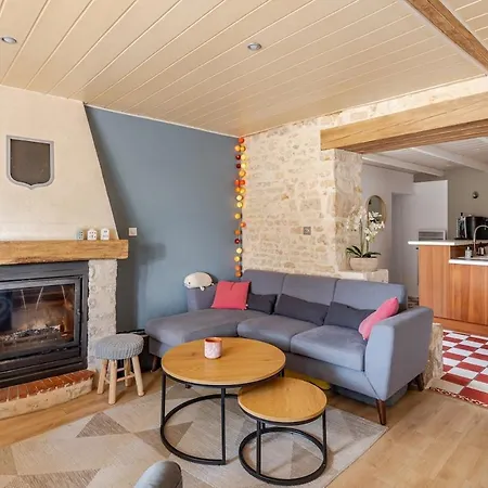 Longere De Charme Avec Piscine, Proche Ocean בית הארחה Lairoux