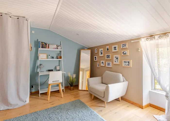 Casa de hóspedes Longere De Charme Avec Piscine, Proche Ocean Lairoux